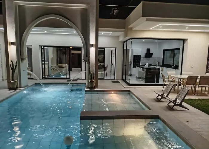 Villa Lynoute Piscine Sans Vis A Vis Meilleur Emplacement A Proximite De La Plage