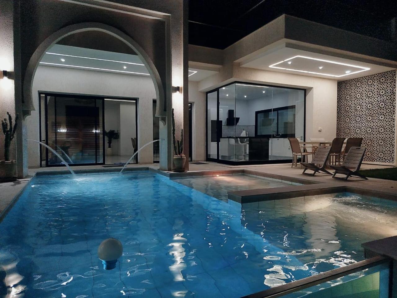 Villa Lynoute Piscine Sans Vis A Vis Emplacement A Proximite De La