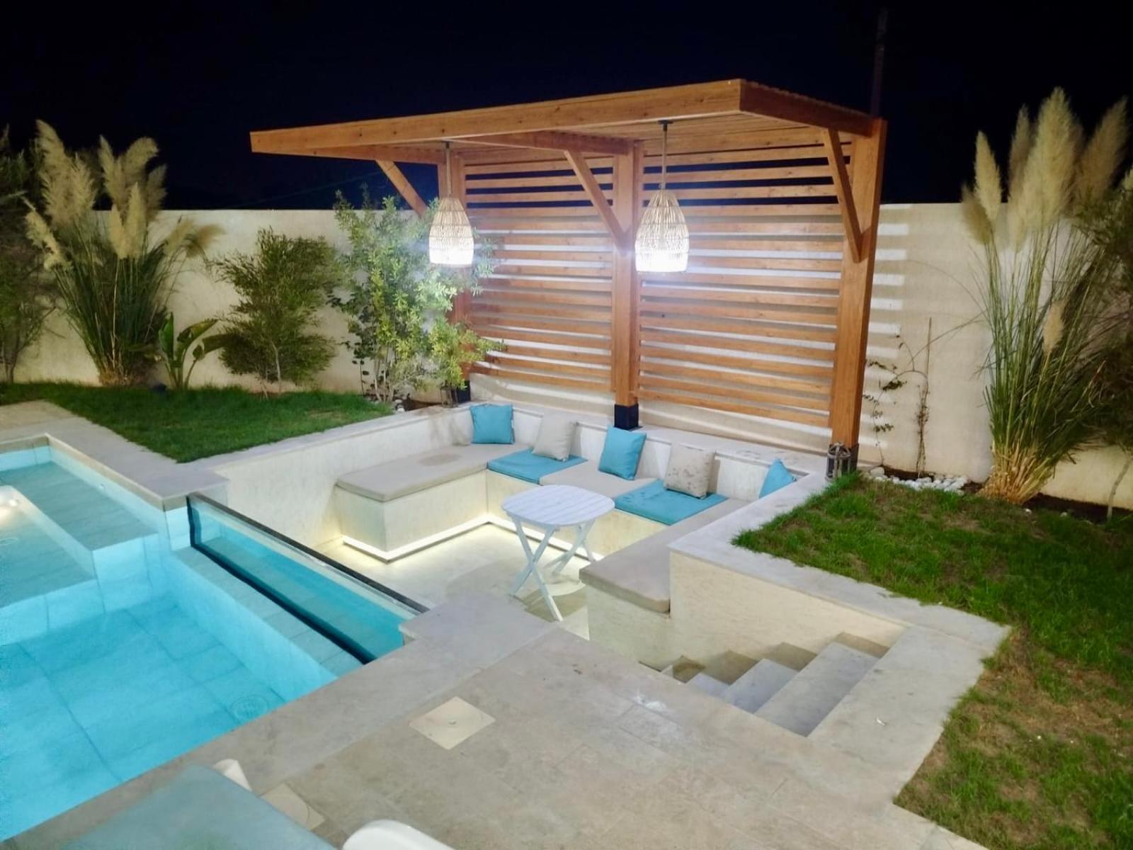 Lynoute Piscine Sans Vis A Vis Emplacement A Proximite De La Villa *